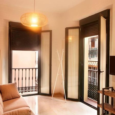 Apartamento Barrio Alfalfa Apartment Севиля Екстериор снимка