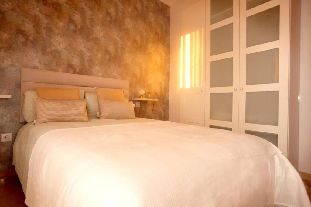 Apartamento Barrio Alfalfa Apartment Севиля Екстериор снимка