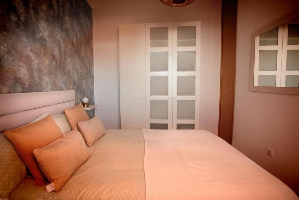 Apartamento Barrio Alfalfa Apartment Севиля Екстериор снимка